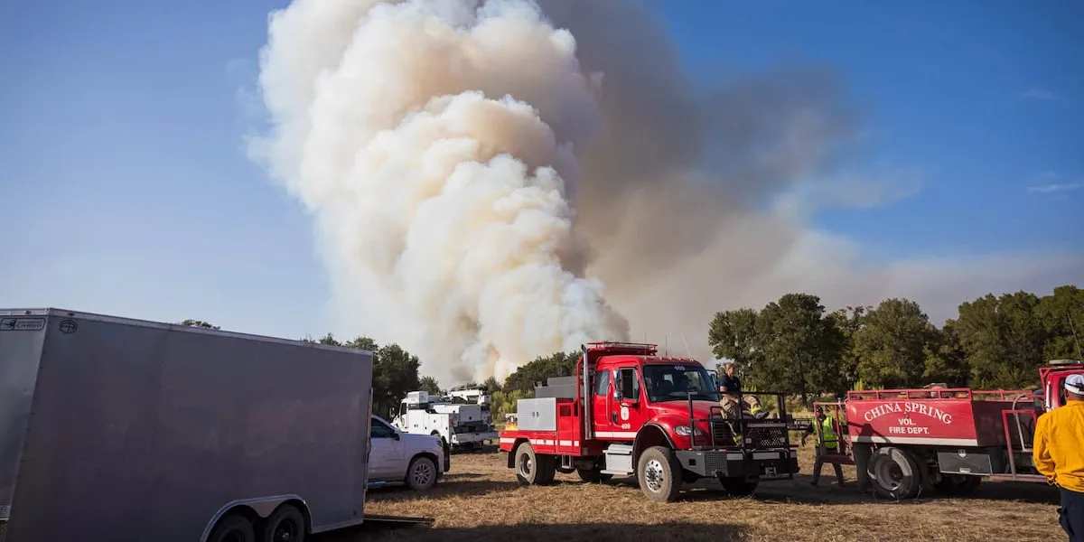 Crews strengthen containment lines on Hydra Fire near Meridian as evacuations lift