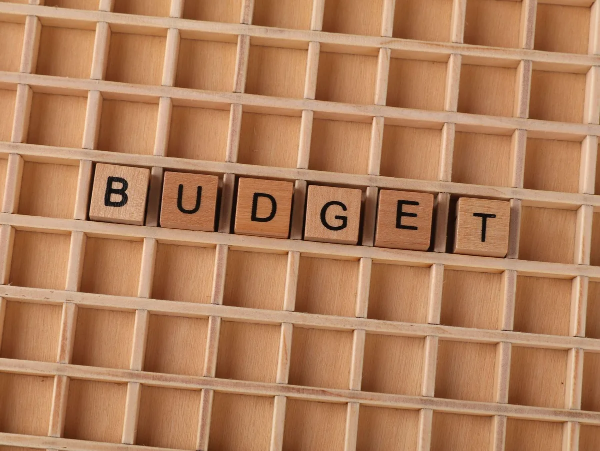 City budget talks expose divisions over finances, city regulations