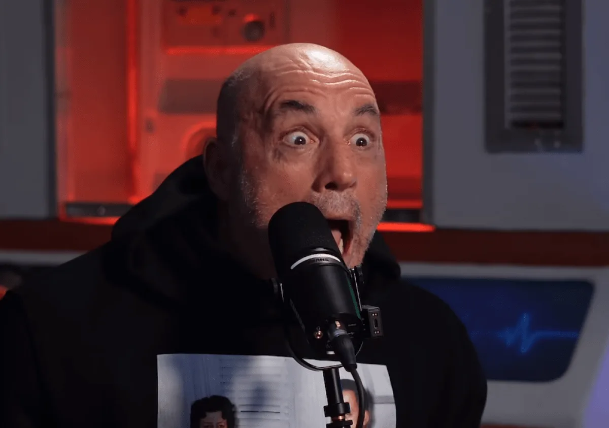 Joe Rogan begs Texas not to turn blue