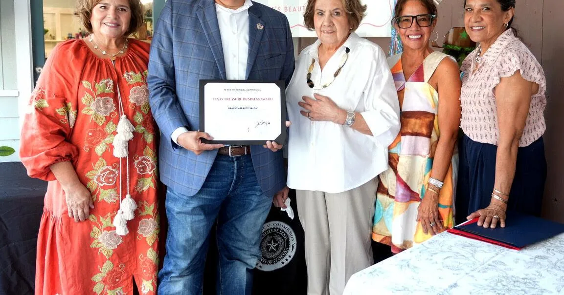Gracie's Beauty Salon honored with Texas Treasure Business Award