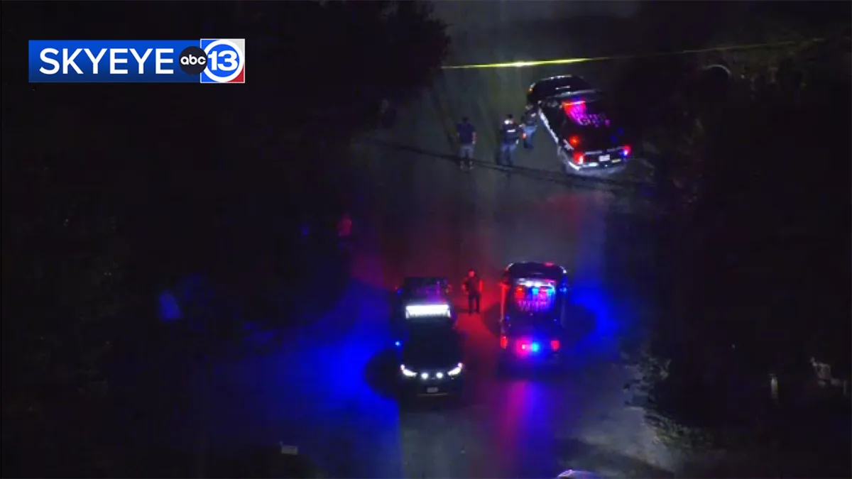 1 person reported dead after crash in northwest Harris County Tuesday morning, officials say