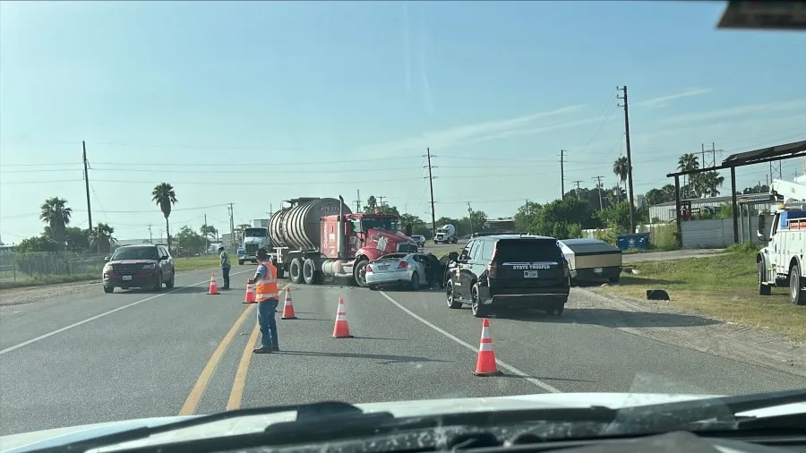 1 killed, 1 hospitalized in wrong-way crash near Brownsville: DPS