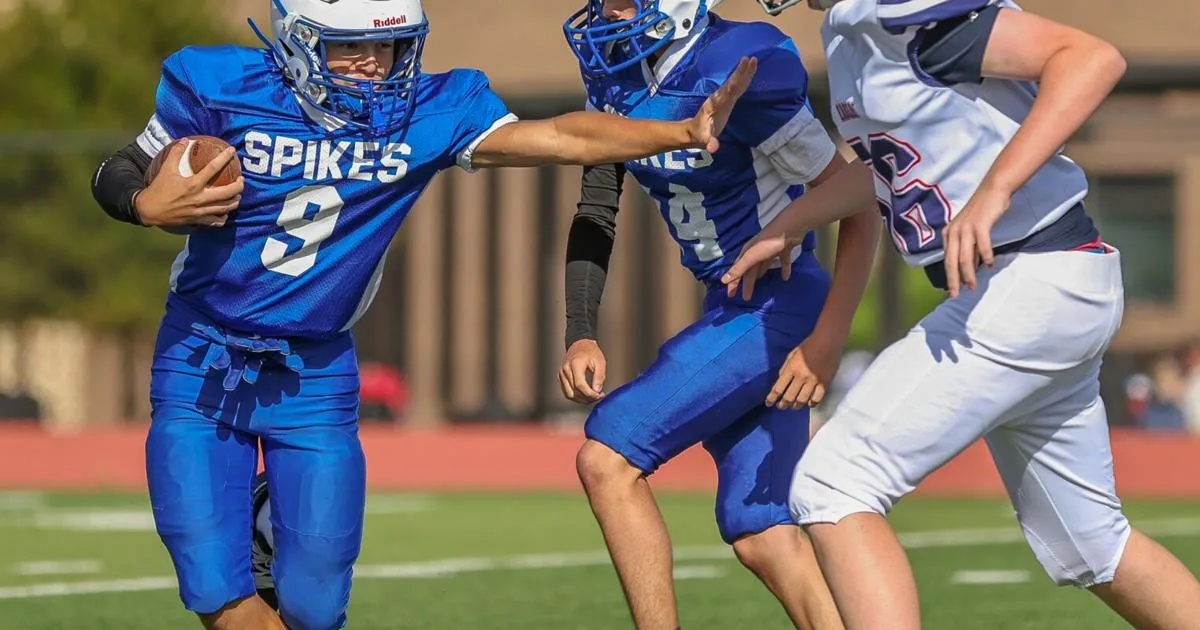 Spikes take pair of wins off Boerne Voss