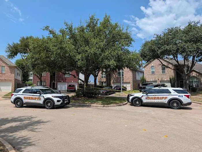 Father found stabbed to death at northwest Harris County home; son in custody