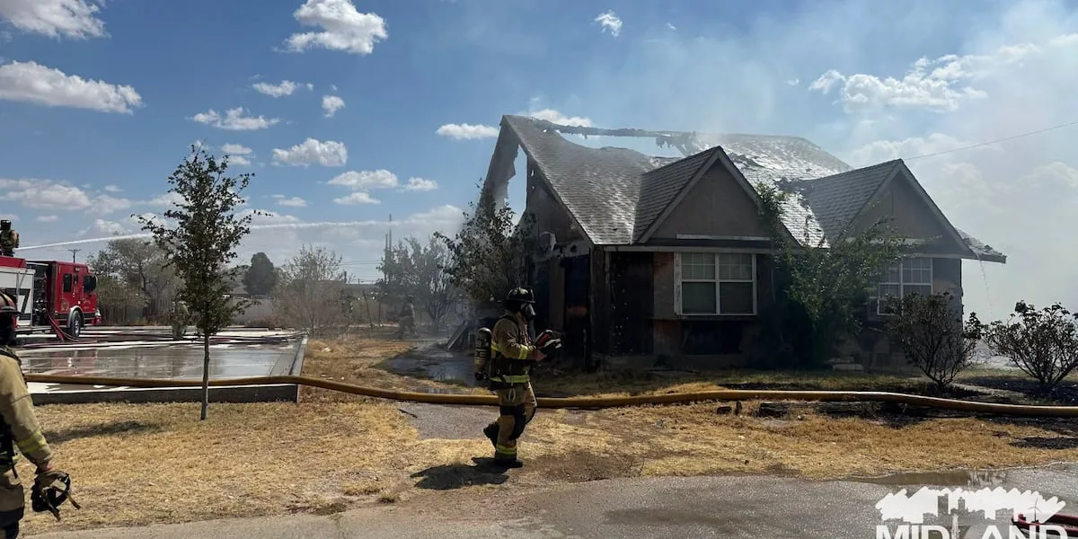 Minor injuries after structure fire in Midland