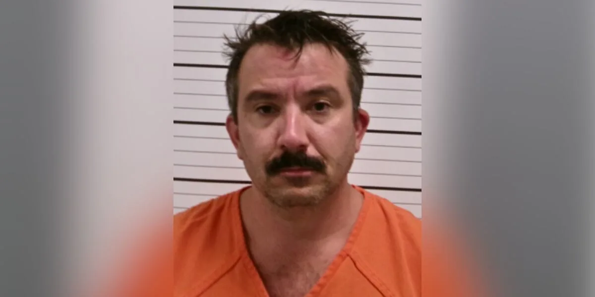 8th graders are hot': Middle school assistant principal arrested on child pornography charge