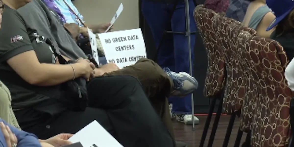 Laredo residents pack town hall to push back on proposed data center rules