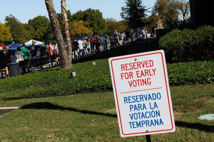 Texas early voting rate is slightly behind 2018, when Beto O'Rourke challenged Ted Cruz