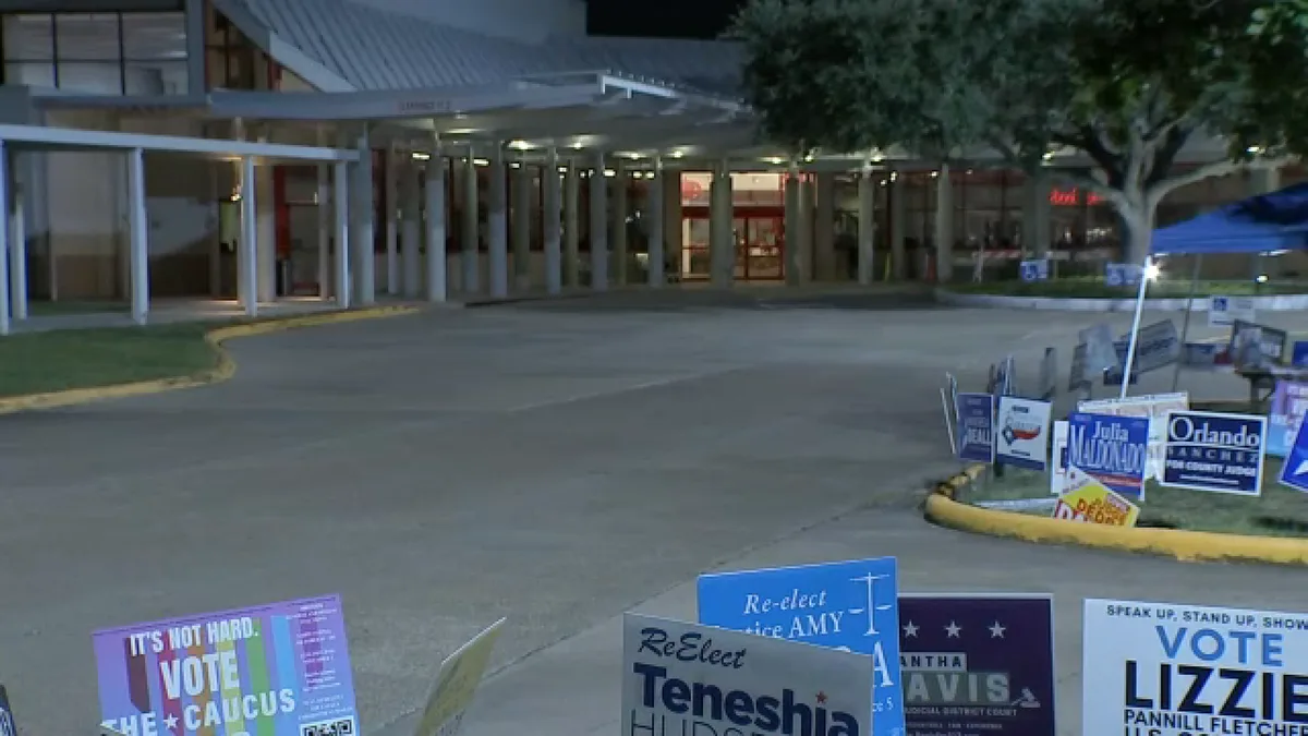 Harris County sees record-breaking day 1 of early voting