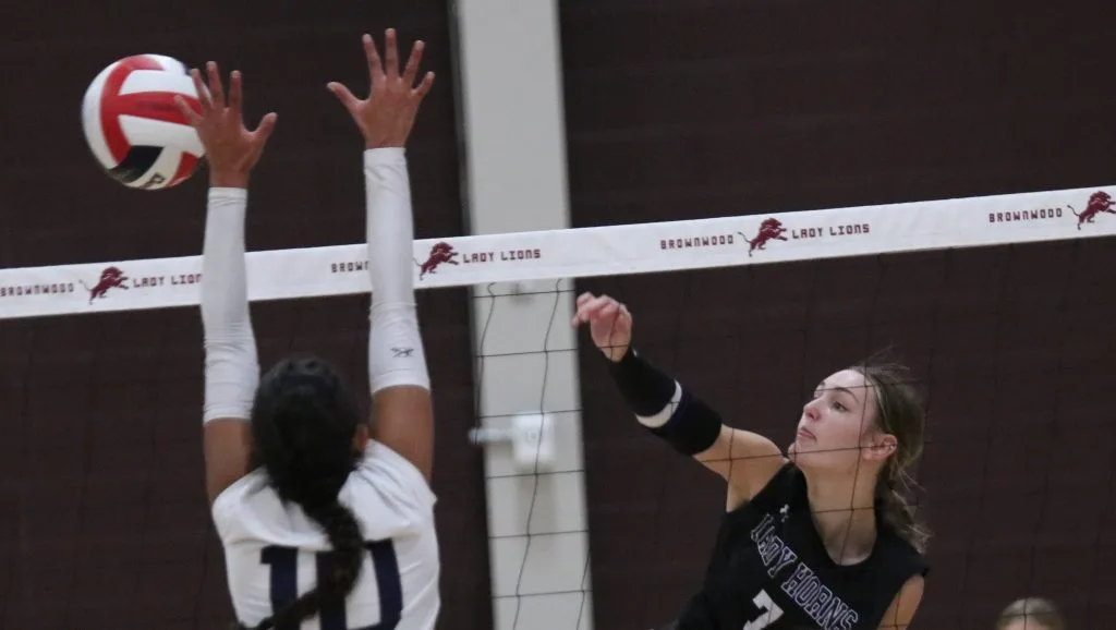 No. 16 Lady Horns complete non-district slate with perfect 19-0 record after win over Coleman