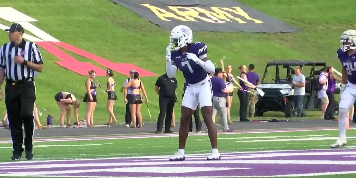 New Diana native Jaiydyn Johnson shining on undefeated SFA defense