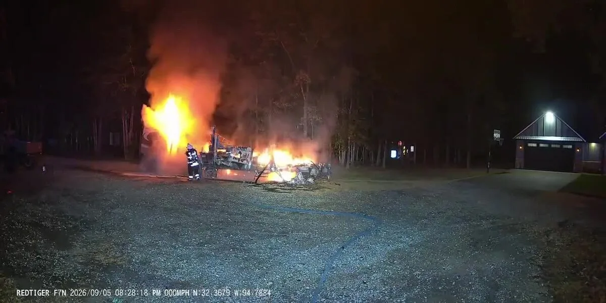 Firefighters extinguish intense RV fire in Rusk County