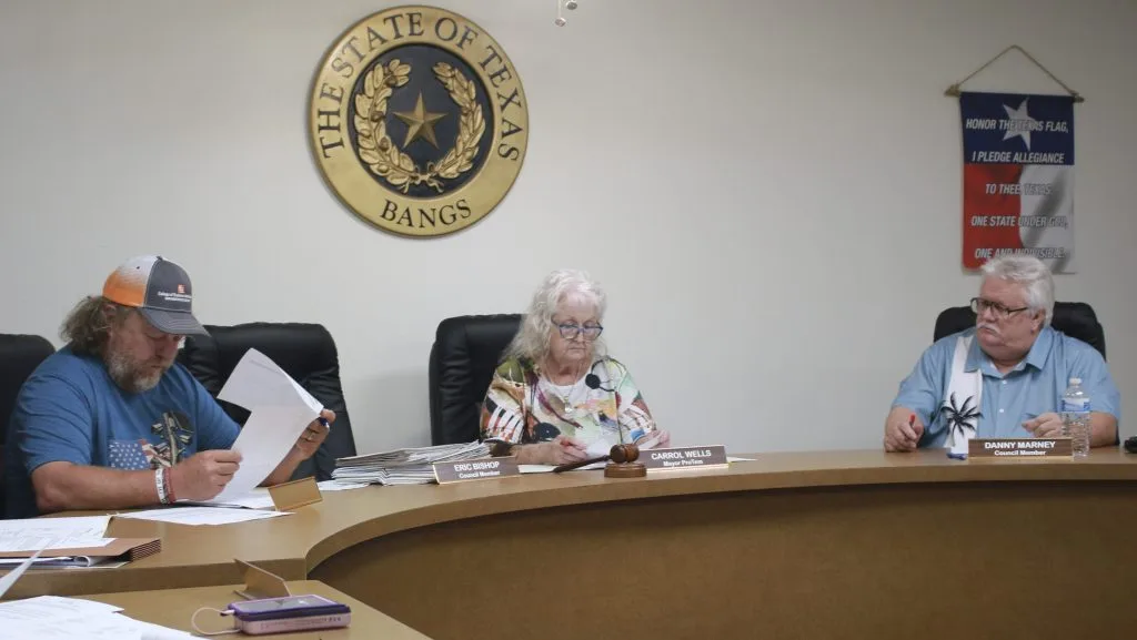 Bangs Council appoints interim police chief, sets same water rate, establishes HOT plan
