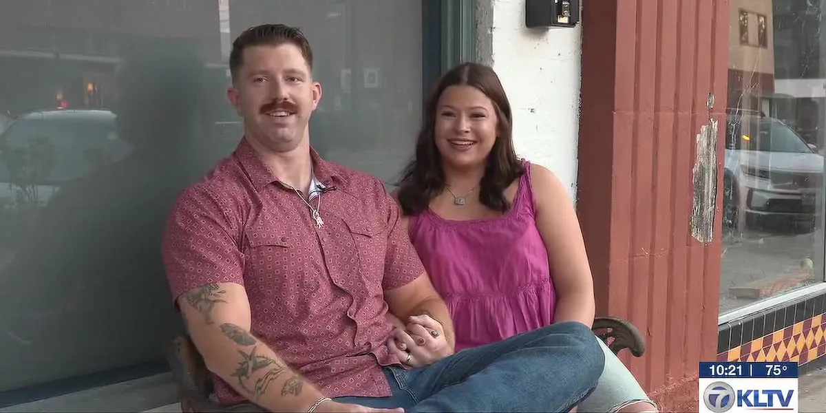 Blind Date Beginnings: East Texas photographer matches over 200 dates