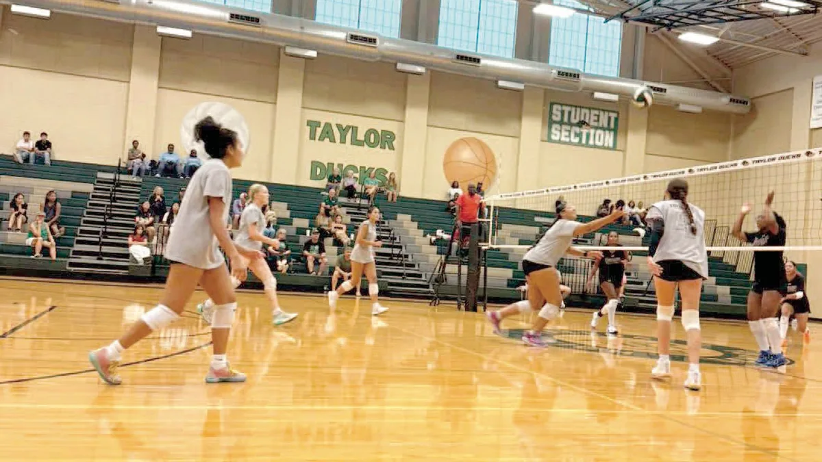 Ducks gain valuable experience in preseason scrimmages