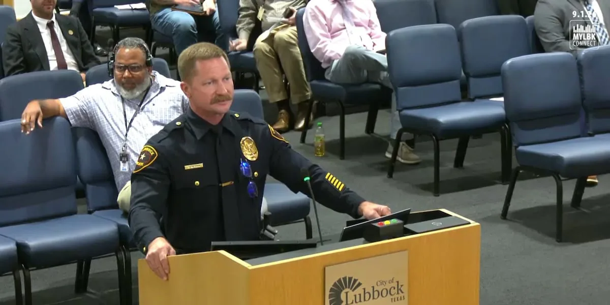 Lubbock city council approves police, fire association agreements
