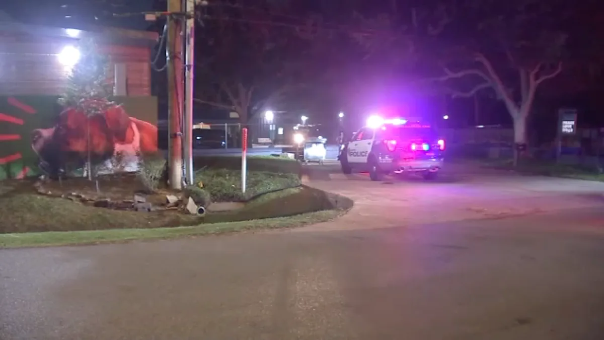 Police officers shoot and kill man wanted for indecency with a child, HPD says