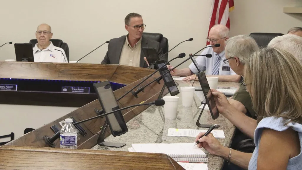 Early City Council adopts $12.9 million budget