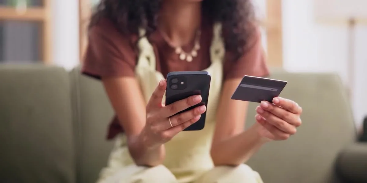 How college students can start building credit the right way