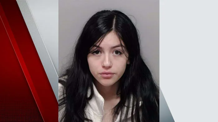 San Antonio mother accused of leaving baby with stranger at downtown bus stop