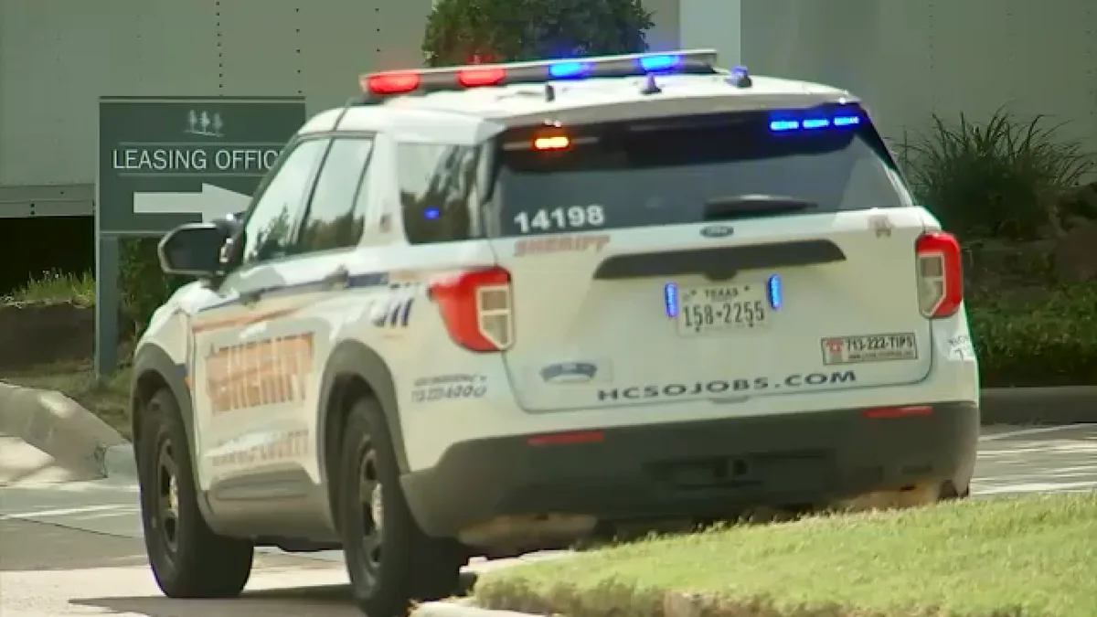 Alleged intruder shot, killed by 911 caller inside apartment in north Harris County, HCSO says