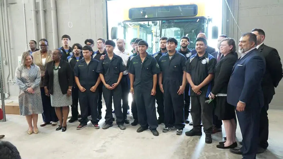 Dallas ISD, DART offering bus maintenance program for students