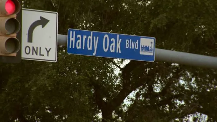 After fatal crash, Stone Oak residents say speeding along Hardy Oak Boulevard is common