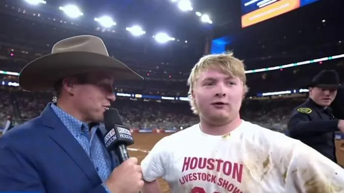 Klein Oak junior begins journey to raise first show heifer after winning Houston Rodeo calf scramble
