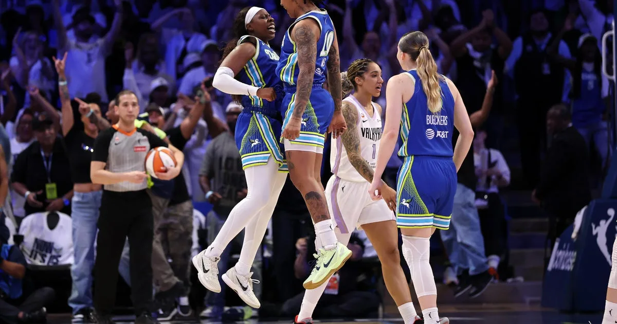 Ogunbowale scores WNBA playoff record 45 points as Wings win in OT to force Game 3 with Valkyries