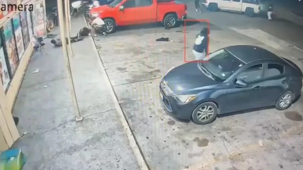 Two people shot, woman assaulted after ramming cars in southeast Houston, HPD says