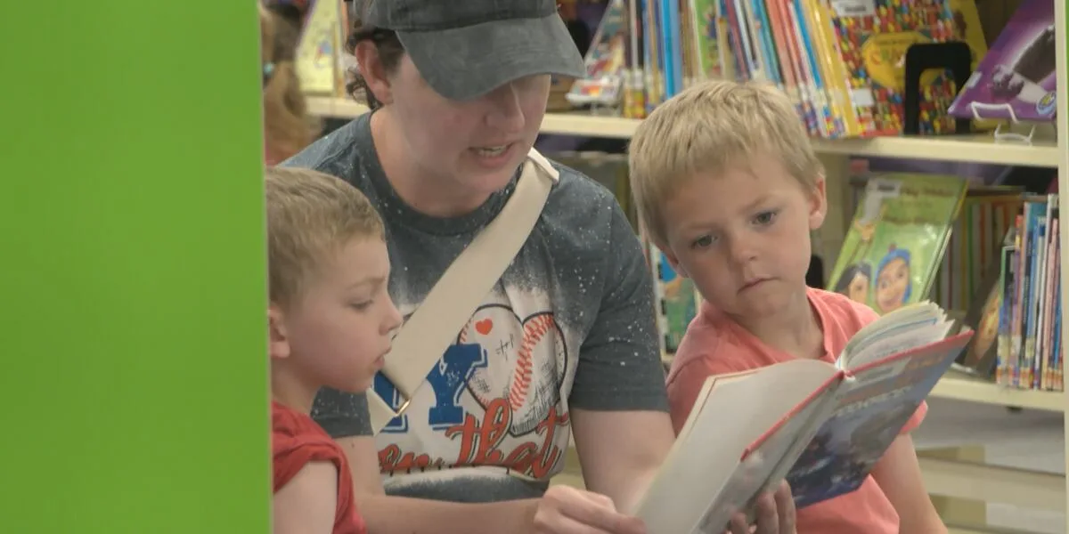 Van Alstyne library reopens after 8-month renovation