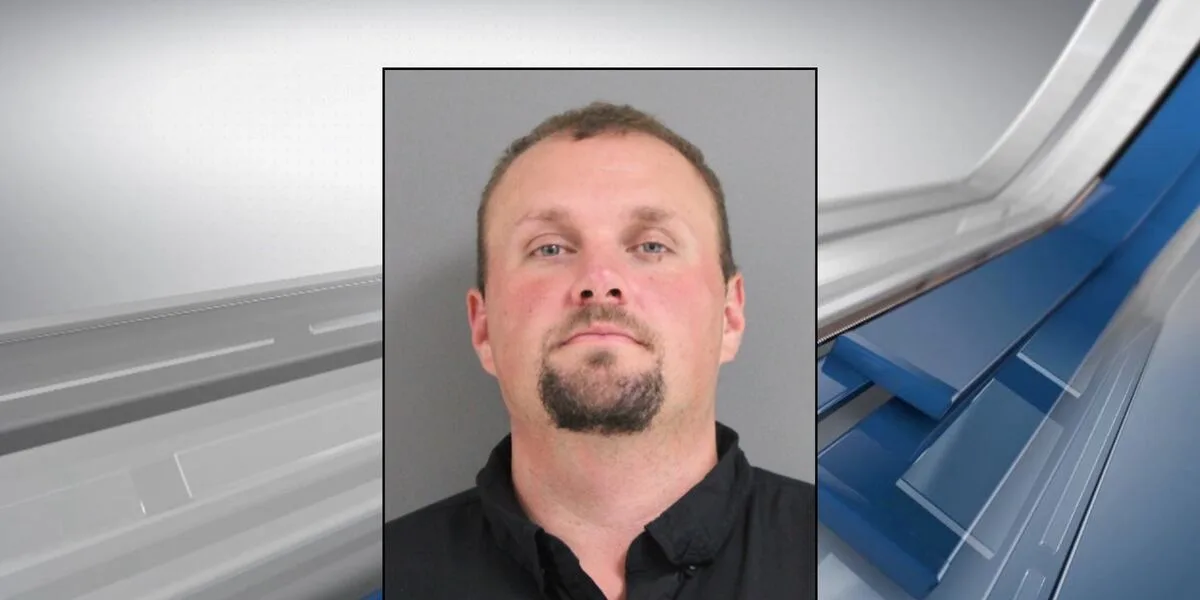 1 officer arrested, 1 placed on leave amid Lufkin Flock camera misuse investigation