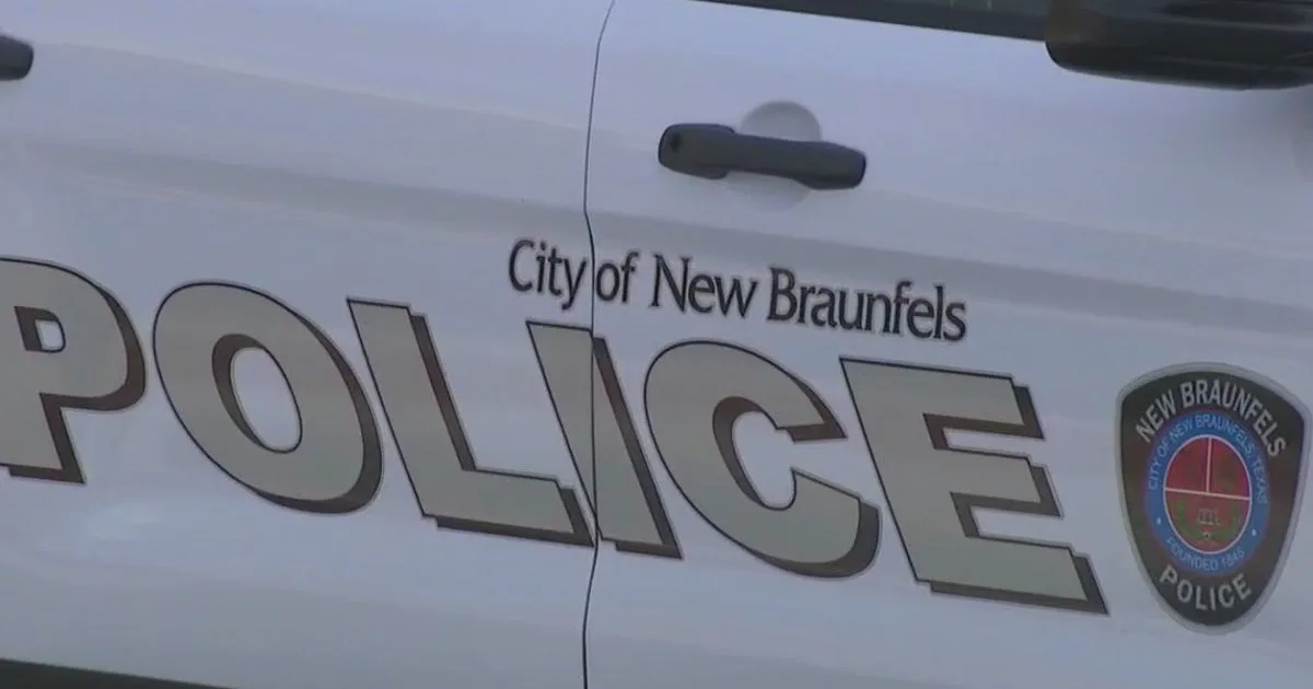 Fatal head-on crash in New Braunfels leaves driver dead, toddler injured, and two arrested