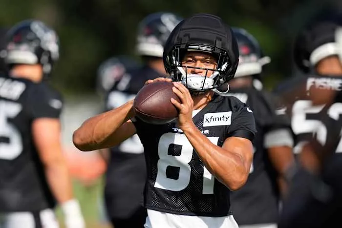 Texans receiver Jayden Higgins is out for the season with a torn ACL, AP source says