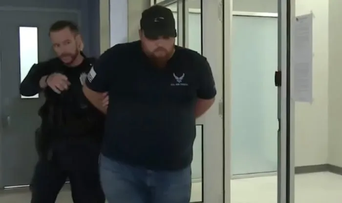 Man arrested for online solicitation of minor after undercover operation, Bexar County sheriff says