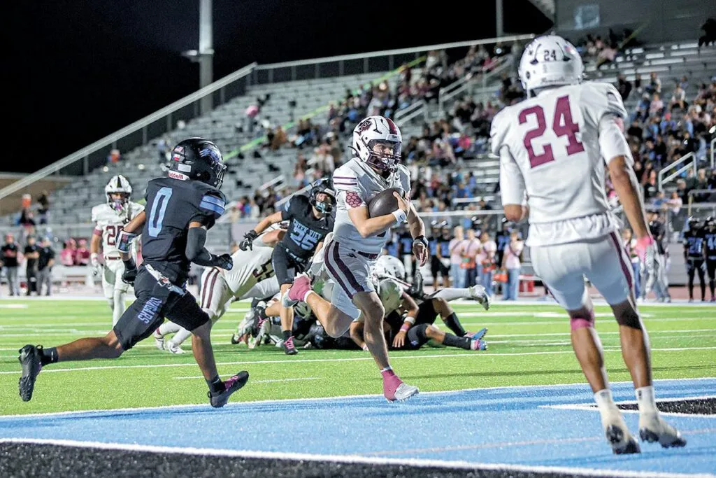 TIGERS DISMANTLE COUGARS, 60-14
