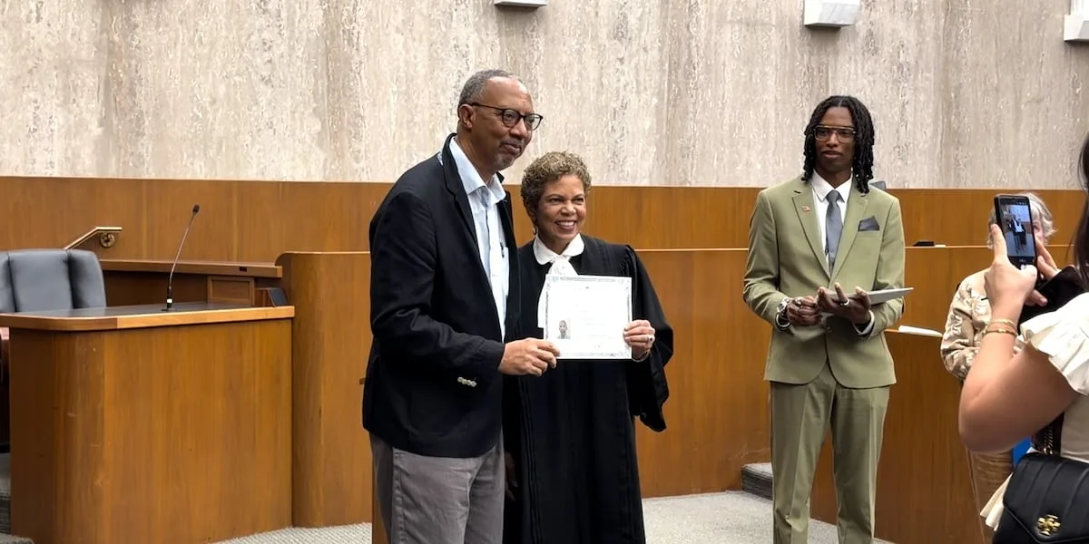 Voter registration deadline arrives as new citizens register