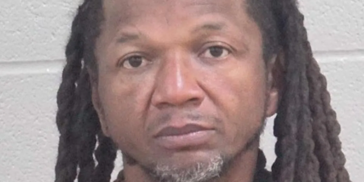 Man wanted on federal charges arrested during Midland County traffic stop