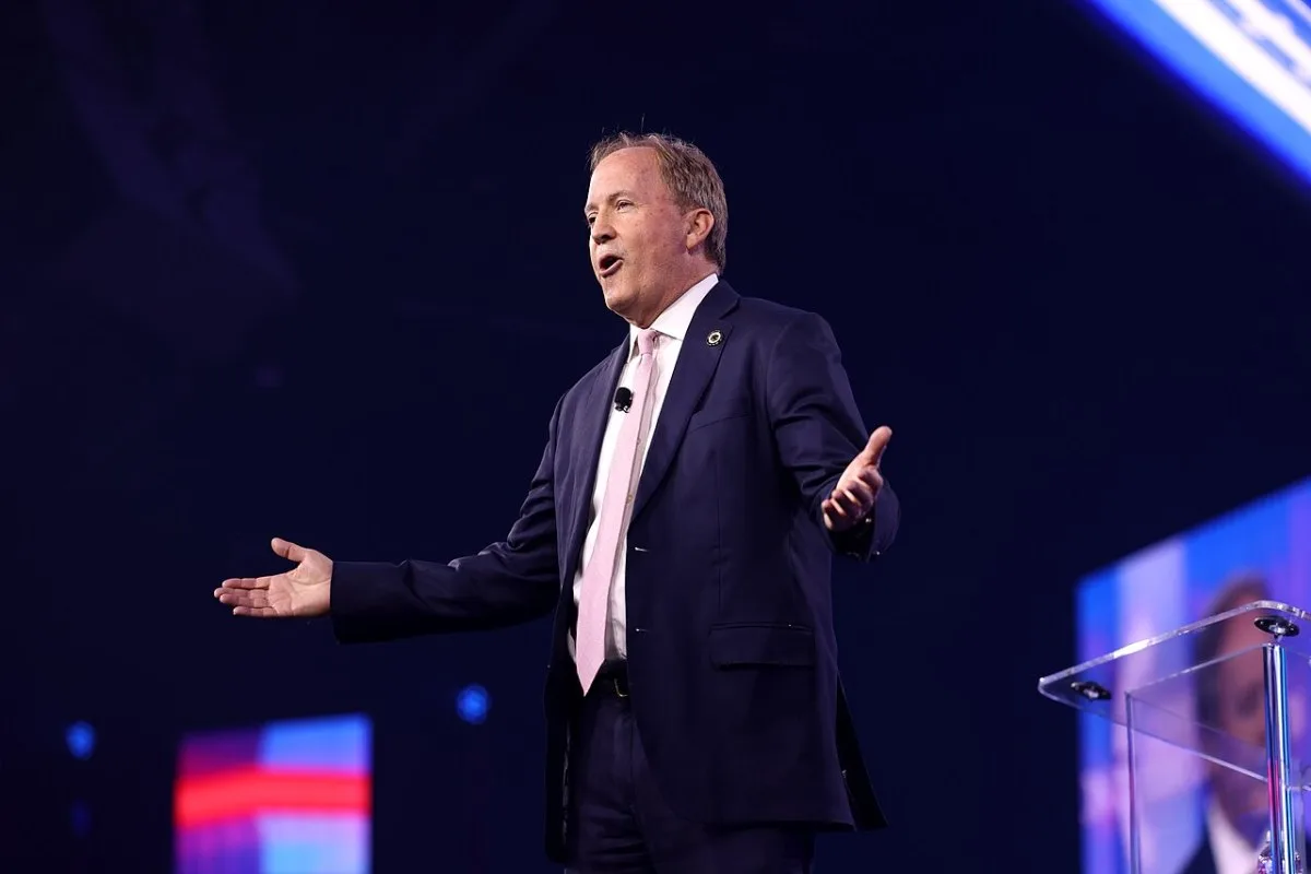 U.S. Senate candidate Ken Paxton struggles to escape adultery allegations