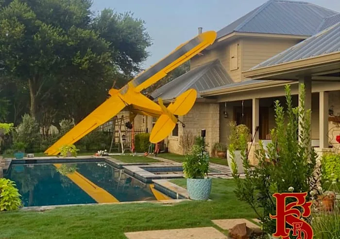 Small plane crashes into home near Fulshear airstrip
