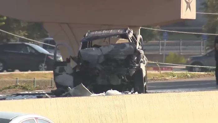 1 dead, 1 hospitalized after fiery multi-vehicle crash on NW Loop 1604, SAFD says